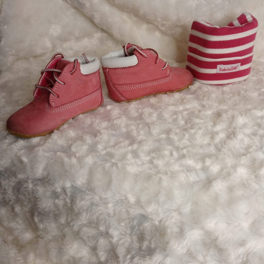 Timberland Crib Boots &Hat set